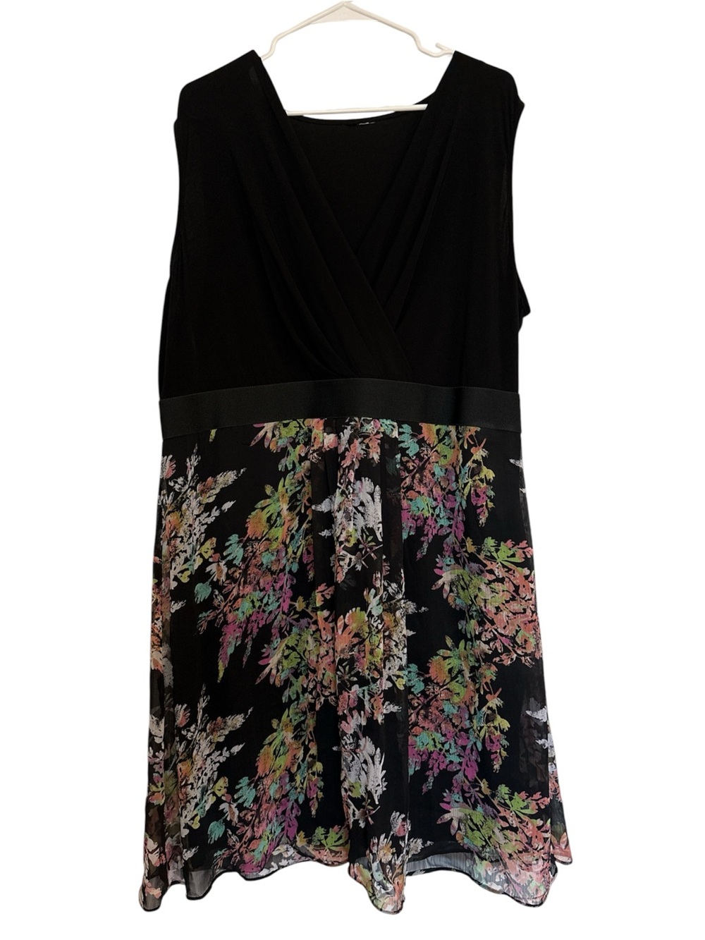 Lane Bryant Black Stretchy Floral Dress with Open Deep V Neck Plus Size 2 or 3x